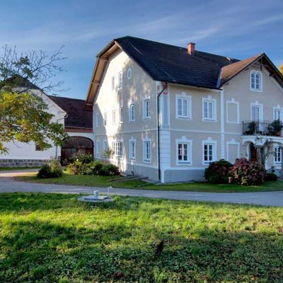 Fassade Bauernhof Raab 1.jpg