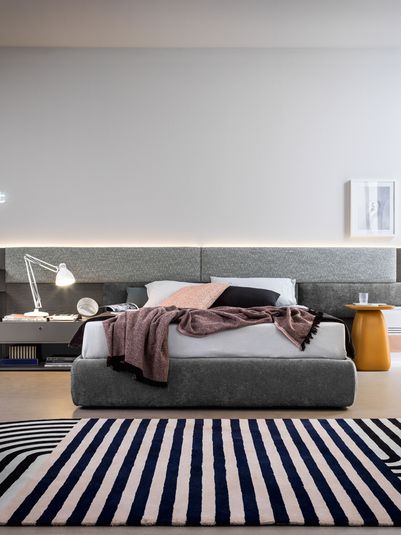 Bett Midnight von PAUL LEVÍN